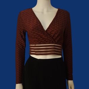 Vtg HOT KISS Maroon Waffle Textured Long Sleeve Elastic Waist Crop Top
